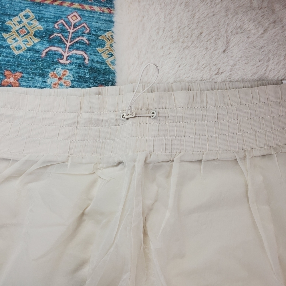Old Navy High Waisted Wishbone Water Repellent 2 in 1 Run Shorts BNWT 3X - Picture 7 of 14